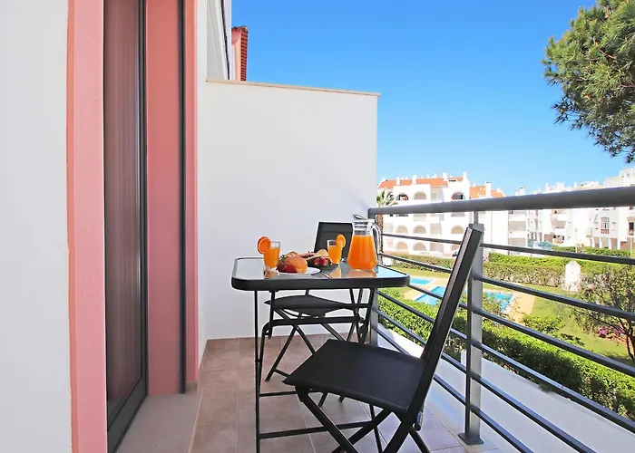 Apartment In Albufeira With Shared Pool