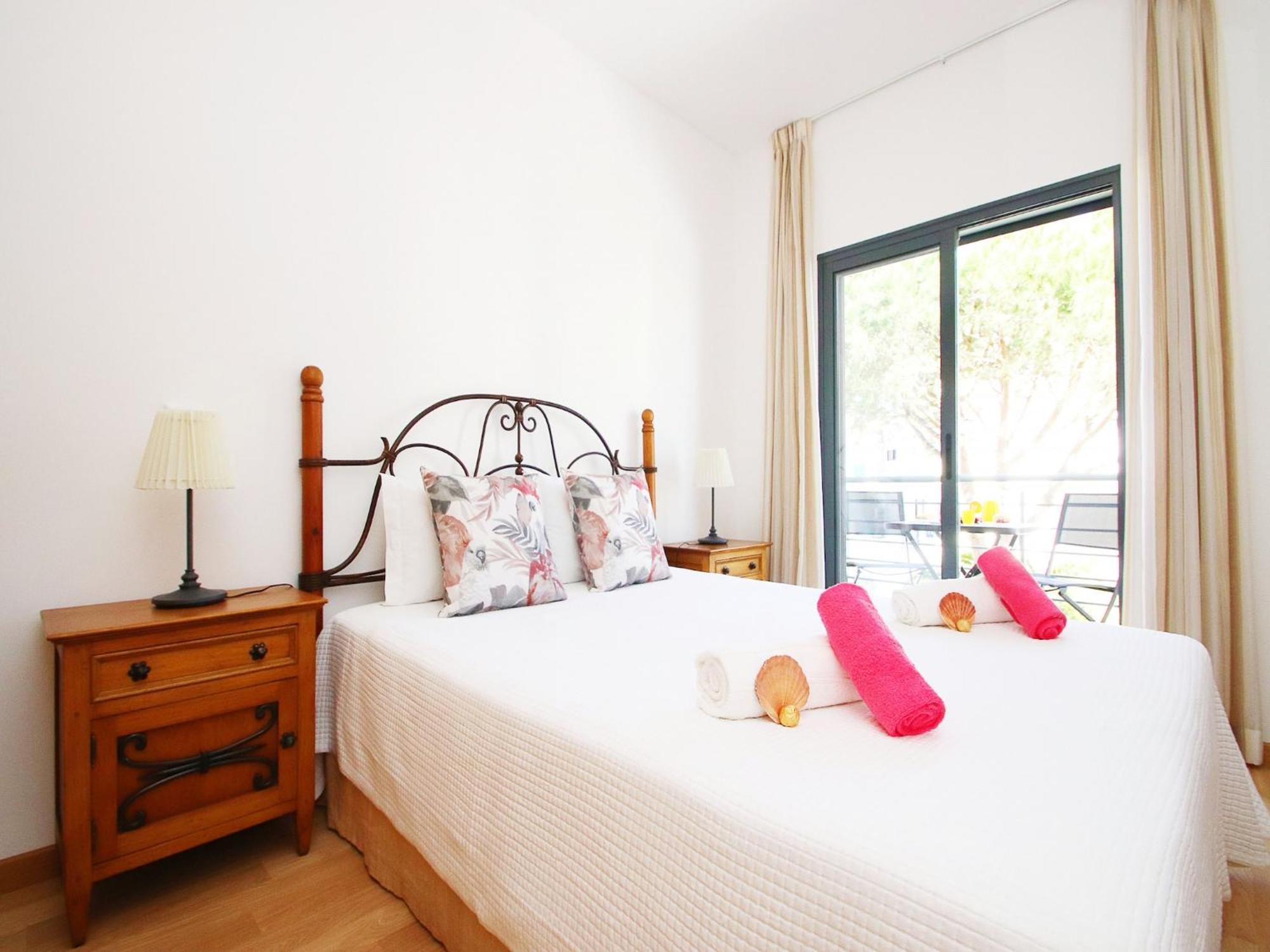 In With Shared Pool Apartment Albufeira